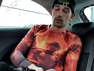 Pissed Off And Masturbating While Waiting In The Car